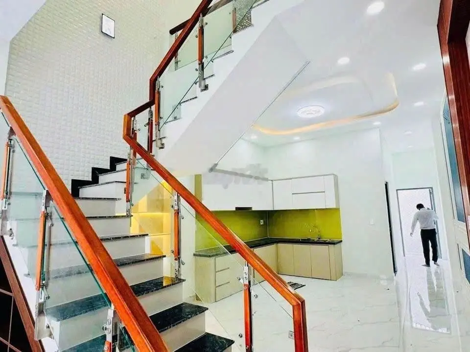 Chủ Cần Bán Căn Nhà 1 Trệt 1 lầu Sổ Riêng Thổ Cư 90m2 Giáp Tân Phong