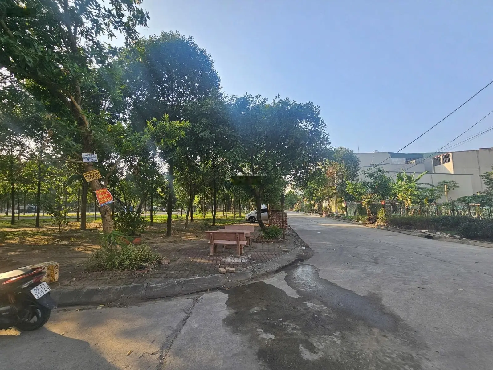 Bán nhanh lô đất giãn dân Đồng Quán làn 2 Lý Quốc Sư nhìn vườn hoa