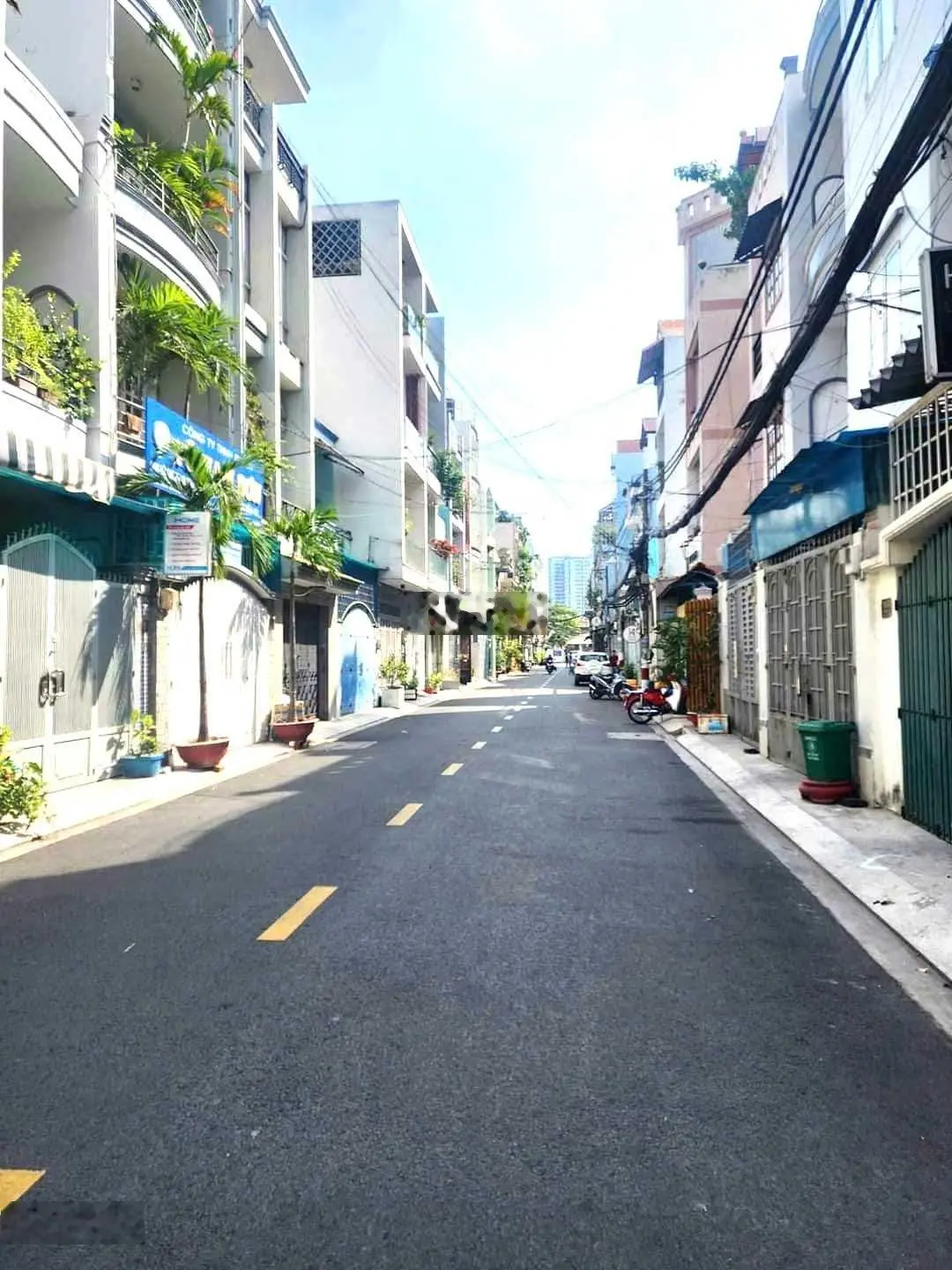 Hẻm 8m, Nhà 2 tầng ngay Lê Văn Quới - Bình Trị Đông, Bình Tân, 75m, Chỉ 5tỷ8, 0949 226 ***