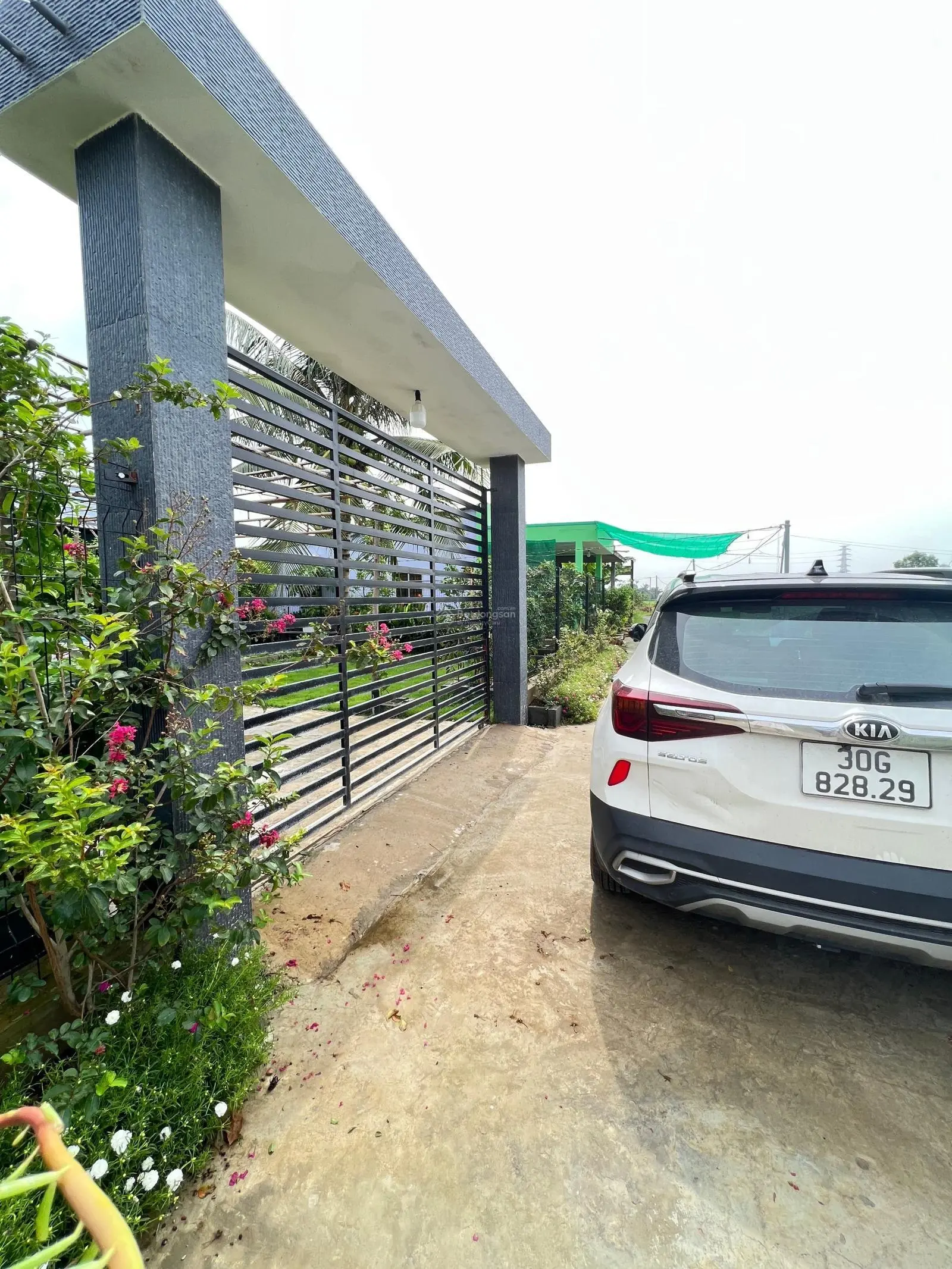 Gần 500m2 đất vườn Thạnh Đức Bến Lức Long An. Gần khu du lịch Happy Land xe ô tô tận nơi