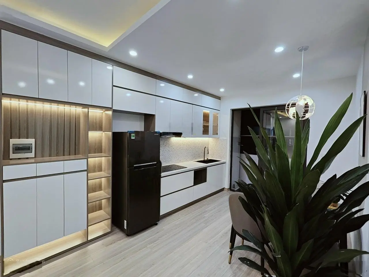Bán căn hộ 63m căn góc 2pn 2vs HH4A Linh Đàm.Hỗ trợ khách mua v.a.y bank 650tr
