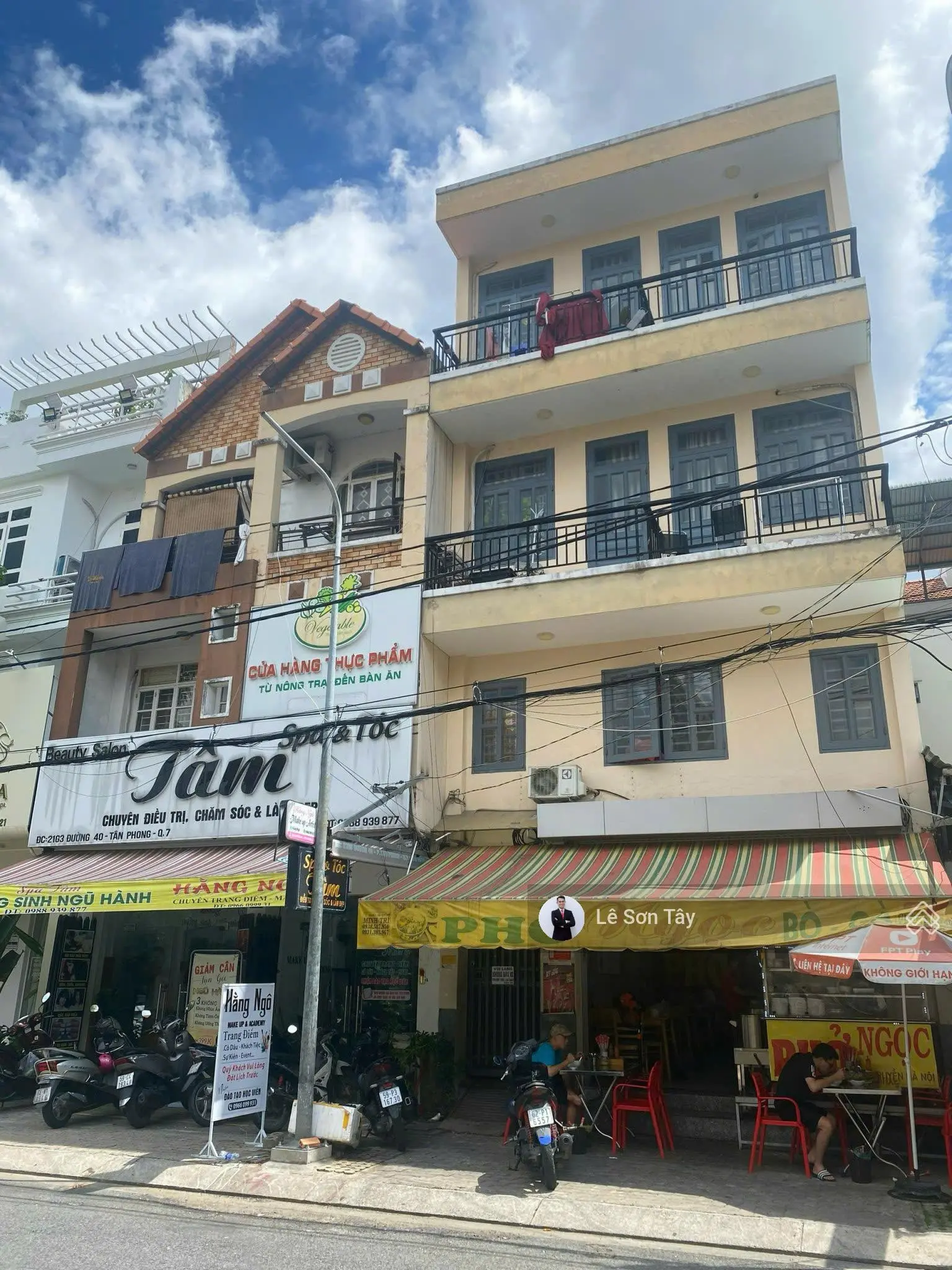 Bán nhà KDC Tân Quy Đông, MT đường Số 40, Tân Phong l Q7. DT: 6m x 15m. Giá: 18.5tỷ. HĐT 44tr/tháng