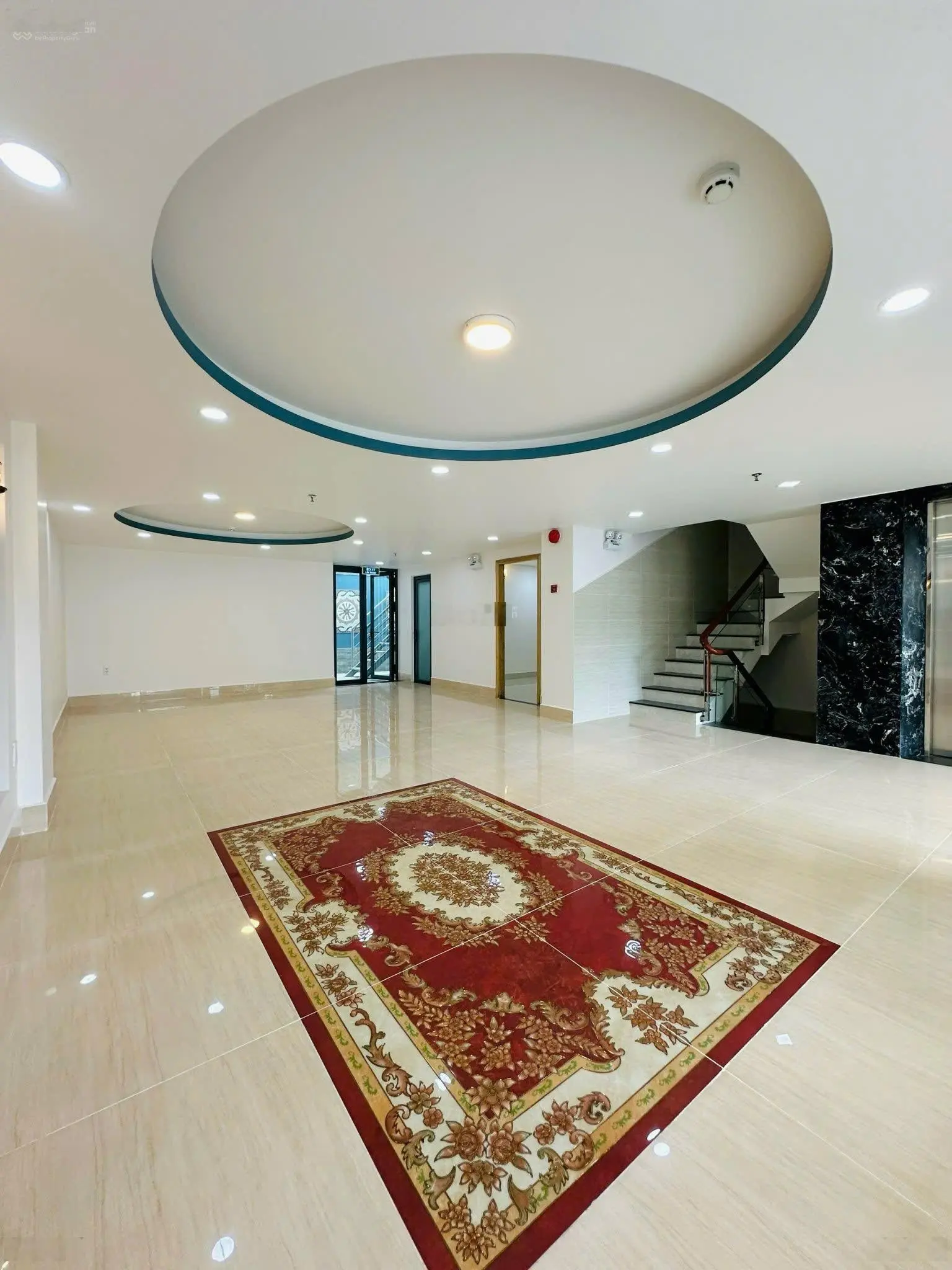 Bán toà nhà 5 tầng đường 42 Bình Trưng Đông, Quận 2, Thành phố Thủ Đức DT 202m2 giá 38 tỷ