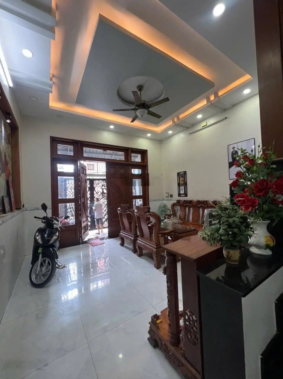 Nhà đẹp Lê Văn Khương - hẻm xe hơi tránh giá tốt vị trí cực đẹp 20m ra mặt tiền Lê Văn Khương