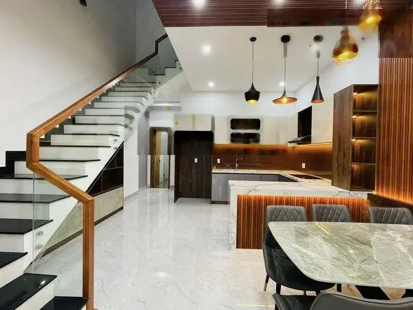 Chính chủ gửi bán nhà 3 tầng đường thanh lương 16 ( đông nam ) - hoà xuân , cẩm lệ .