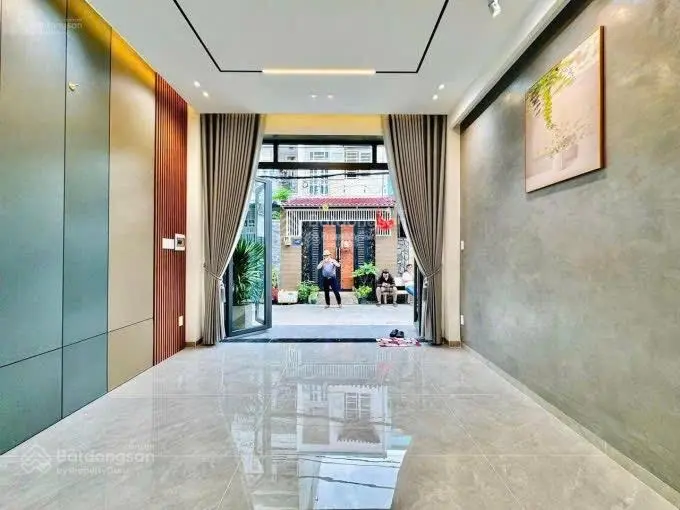 Cần tiền chữa bệnh cô sáu bán gấp Lý Chính Thắng Q3 48m2 Shr hẻm 5m