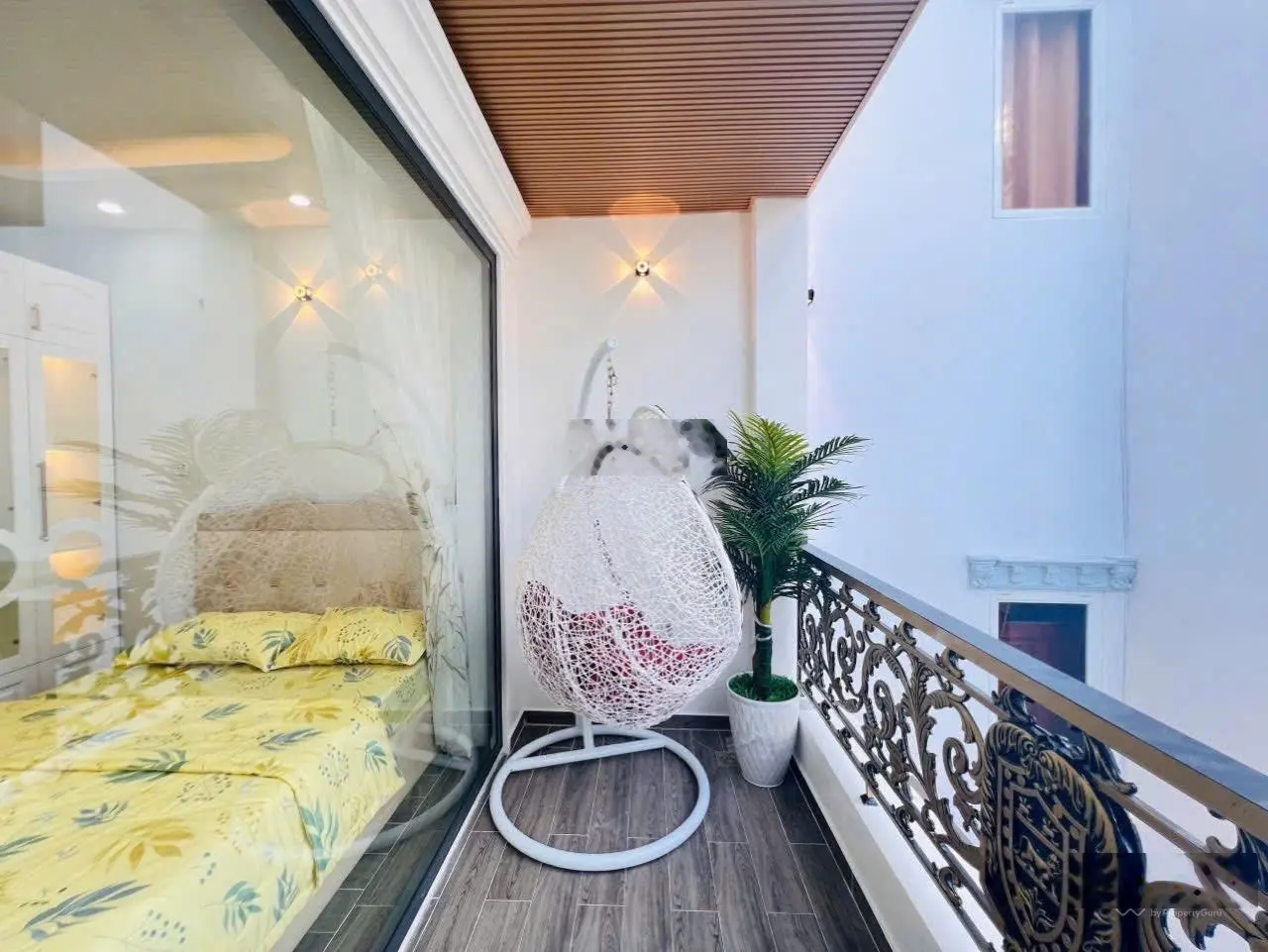 Bán nhà giá mềm 4,8 tỷ,DT 55m2 tại Lê Văn Ninh, Linh Tây, Thủ Đức. 4PN+3WC