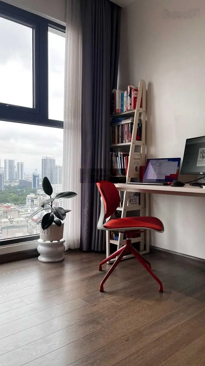 Chính chủ bán căn hộ Vimeco Nguyễn Chánh, 140m2, 3 ngủ 3 vệ sinh, nhà mới đẹp rất có lộc