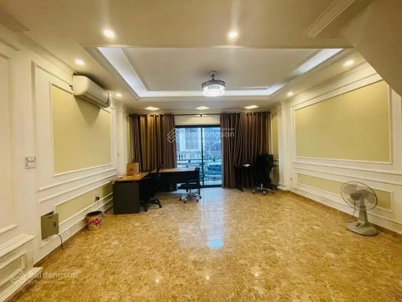 Bán nhà mặt phố Cầu Giấy quận, 52m2, 7 tầng thang máy, mt 5.5m, chỉ 23.9 tỷ