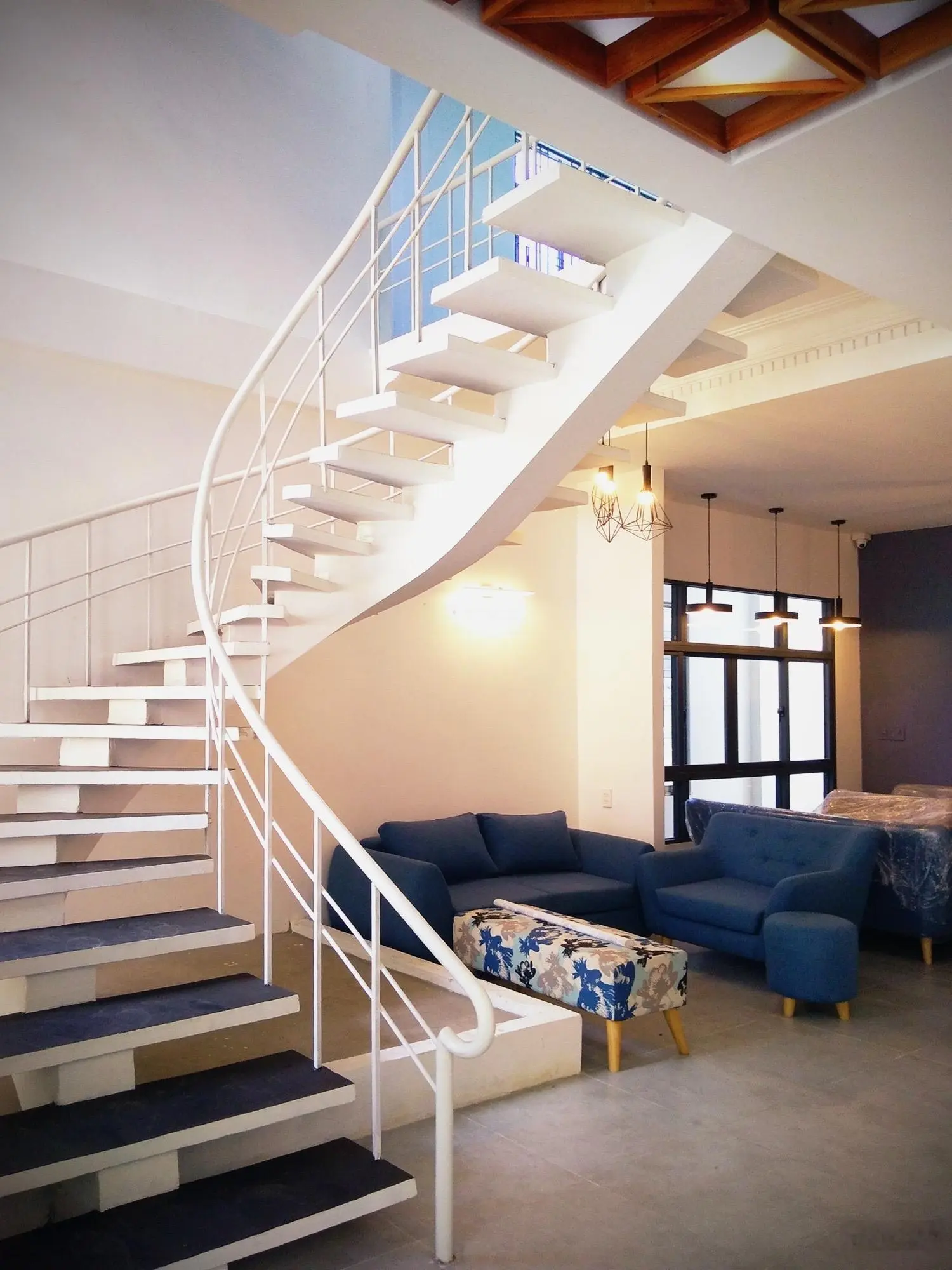 Bán nhà mặt phố Nguyễn Lương Bằng, 18 tỷ, 254.7 m2, hàng hot!