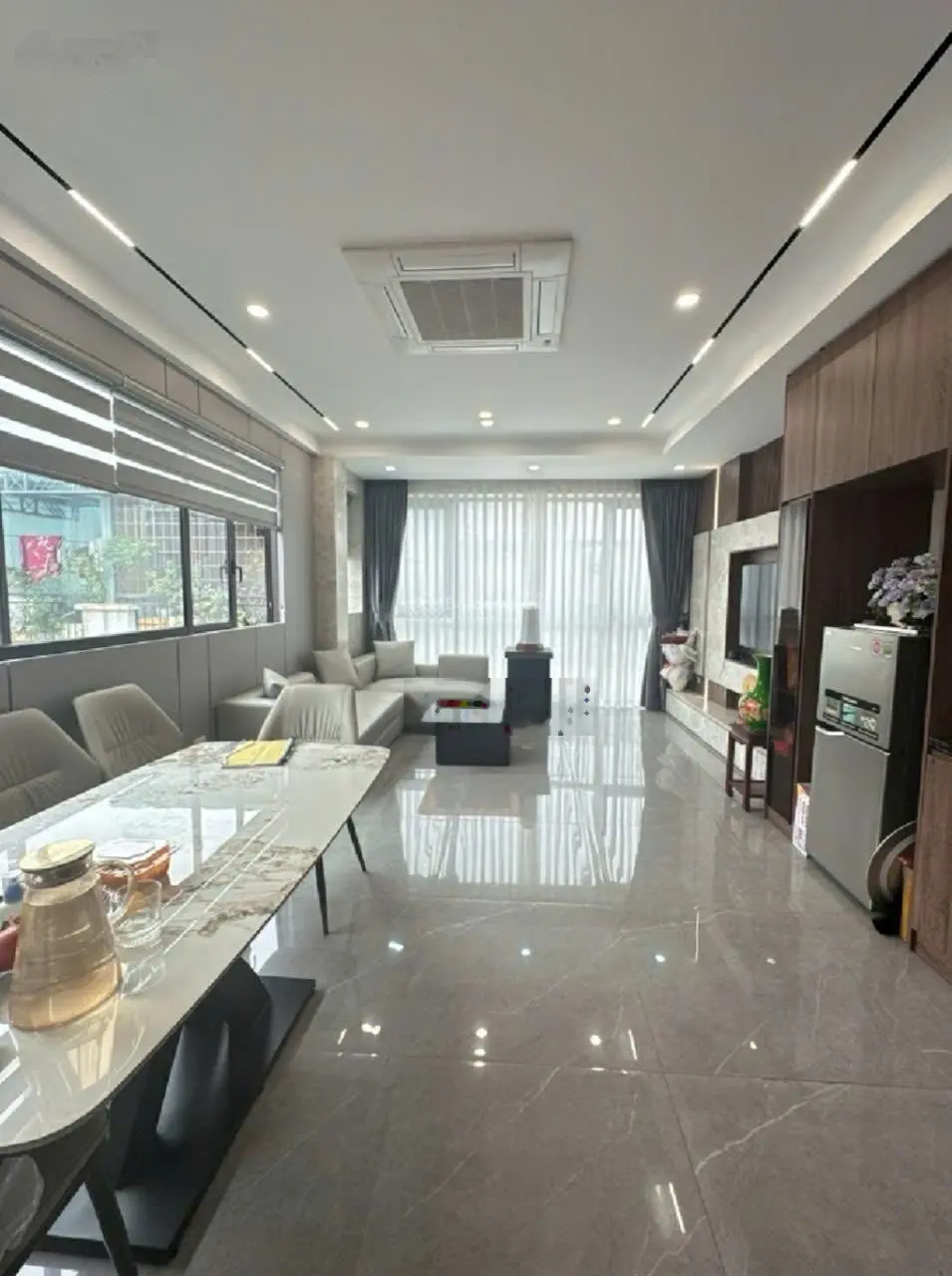 Bán nhà nguyễn sơn long biên, 6t gara, thang máy, ô tô vào nhà, gần phố