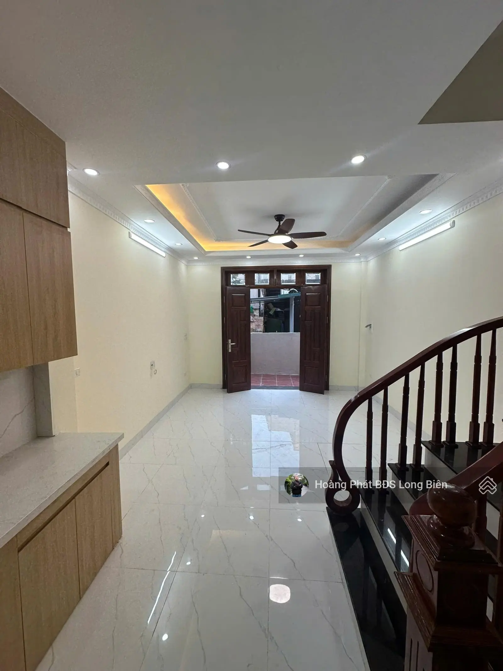 Bán nhà Đàm Quang Trung, cạnh cầu Vĩnh Tuy - siêu thị Aeon Long Biên, 30m2 x 5T, LH 0965858116