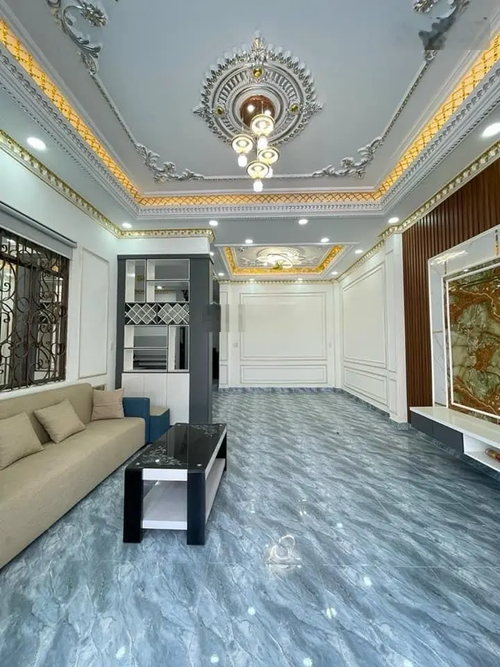 Bán nhà 90m2 ,chỉ 4.3 tỷ , sổ hồng riêng trên đ.nguyễn bình, phú xuân nhà bè ( gần uỷ ban huyện ).