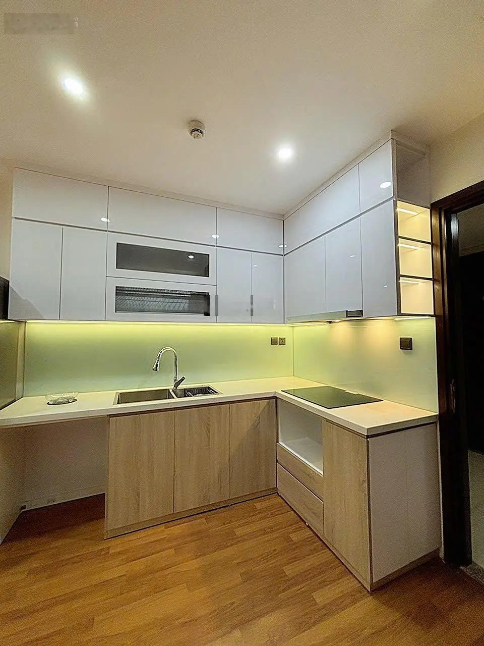 Chính chủ bán căn 3 phòng ngủ Garden Hills 99 Trần Bình có slot ô tô, sổ đỏ lâu dài