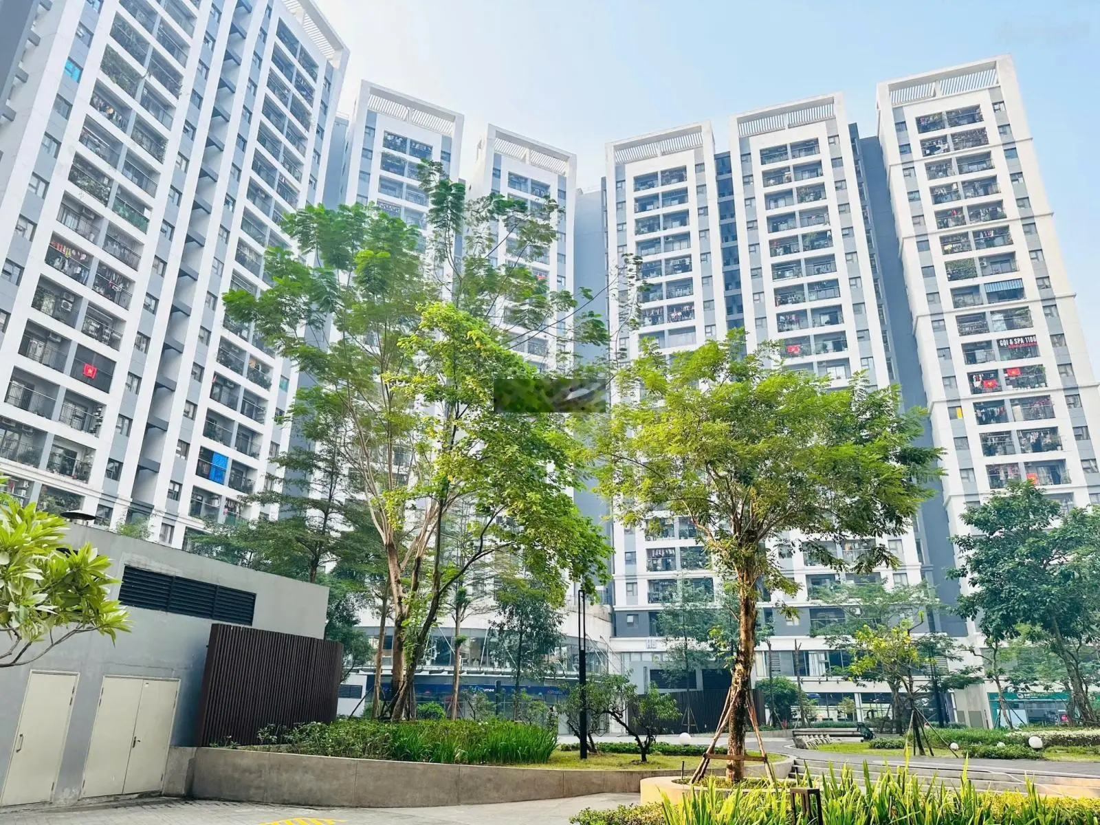 Cần bán căn hộ 2N 2WC 70m2 full nội thất giá 3,3 tỷ tại Hope Resideces
