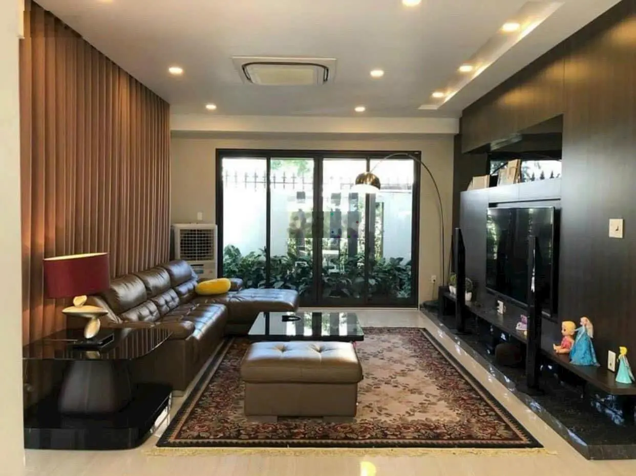 Bán Biệt Thự-LÔ GÓC tuyến 2 Lê Hồng Phong