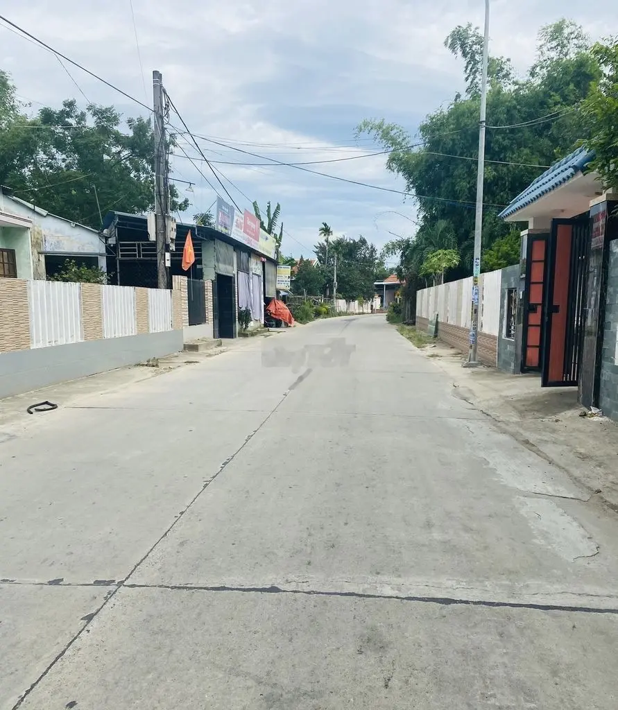 CHÍNH CHỦ CẦN BÁN GẤP LÔ ĐẤT SÁT TRỤC TRẦN PHÚ 33M CÁCH QL1A CHỈ 1KM
