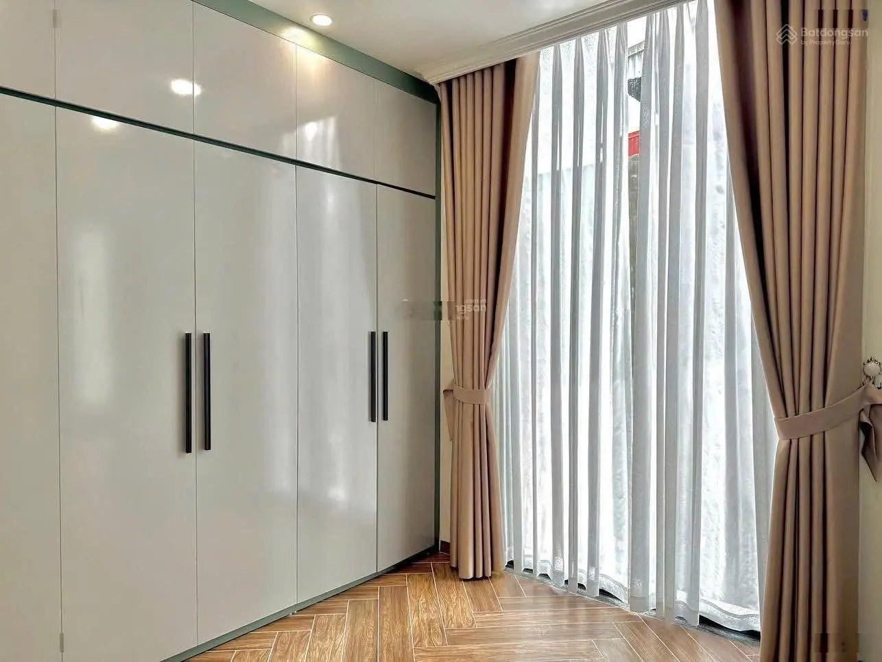 Siêu phẩm tân cổ đẹp nhất phân khúc phố An Đà. 46m2 4 tầng. sân cổng. oto đỗ cổng