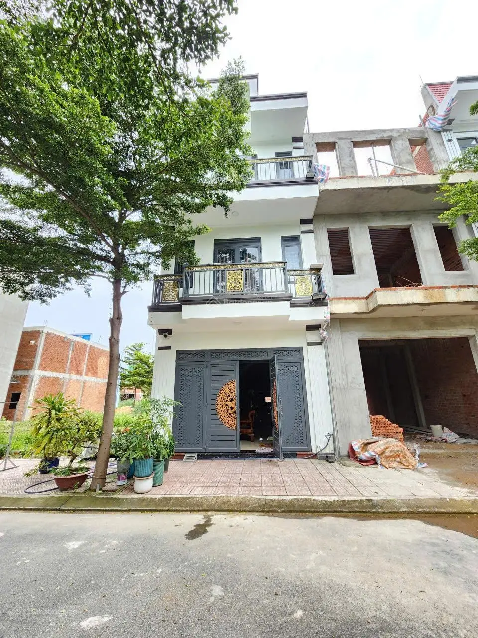 2 tỷ 950 Sổ hồng hoàn công Bán nhà KDC, P.An Phú, TP.Thuận An