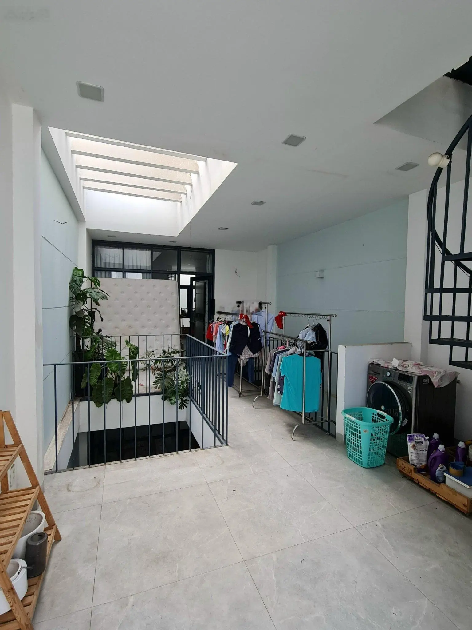 Hẻm 6m Trường Chinh, vị trí khu vip, nhà đẹp 4 tầng, DT 63m2