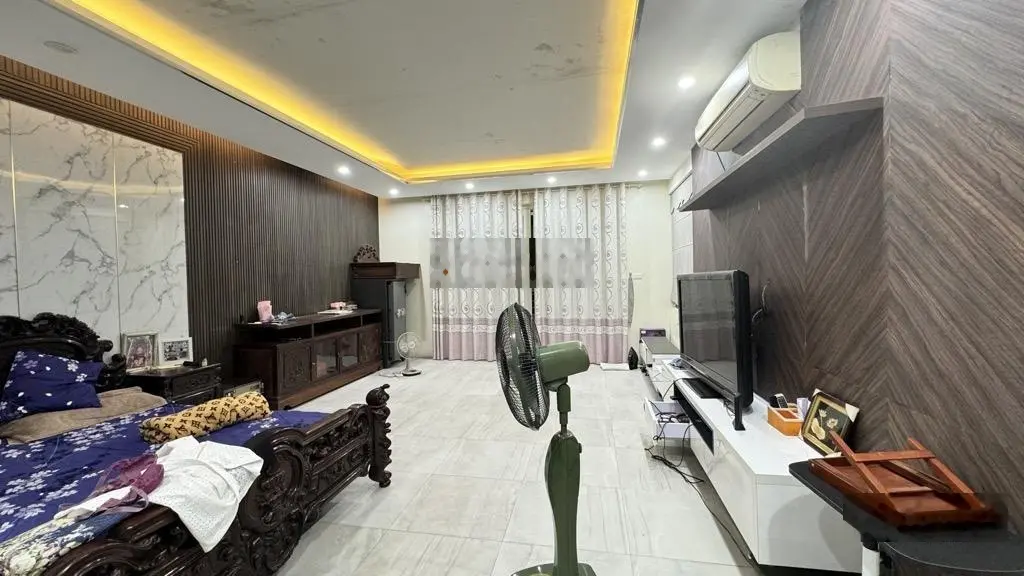 Sát phố diện tích rộng thiết kế đẹp giá tốt