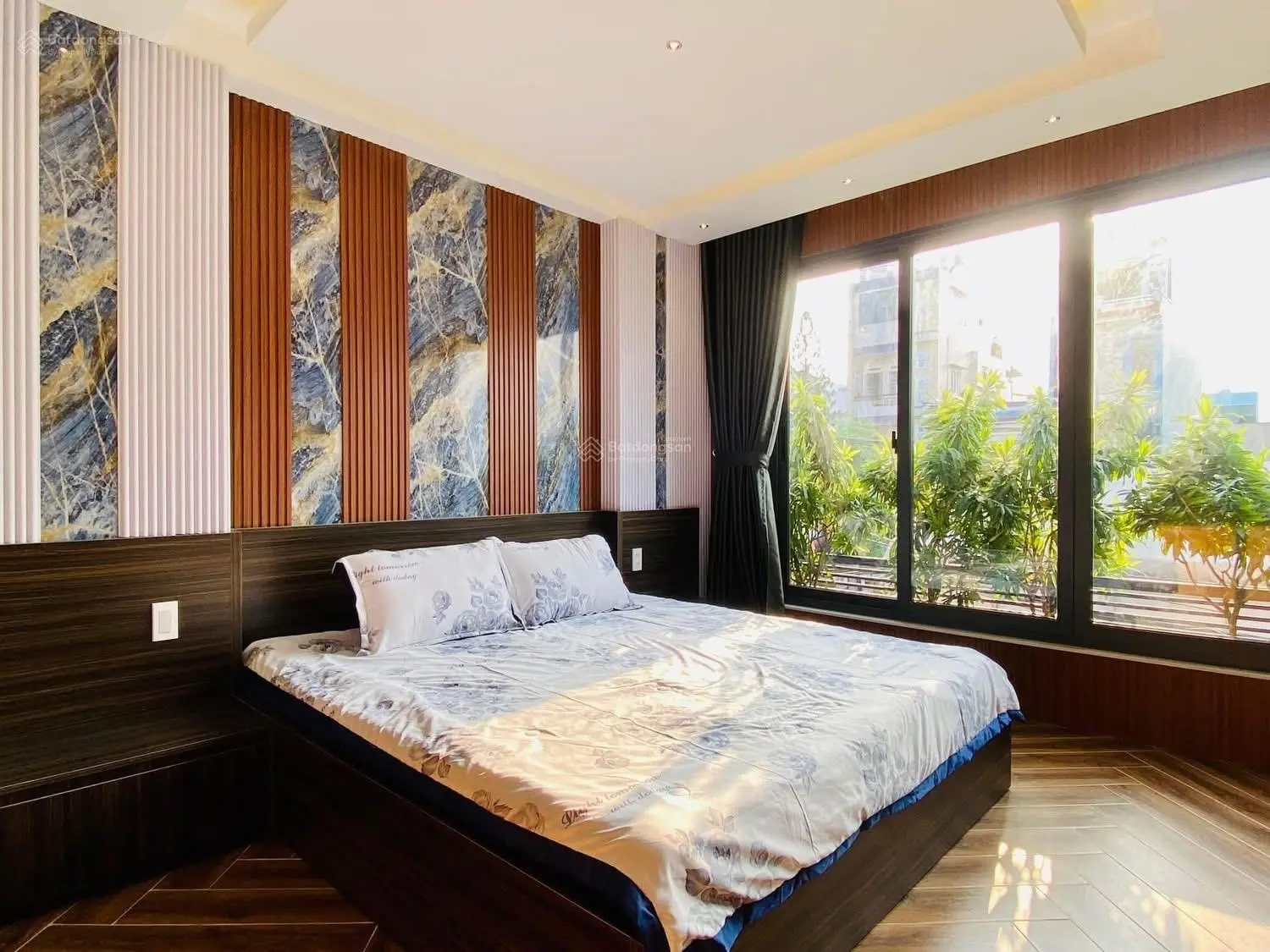 Cô Thư đi định cư Canada cần bán gấp nhà Chiêu Anh Các - Quận 5, gần chợ Hoà Bình. 63,2m2
