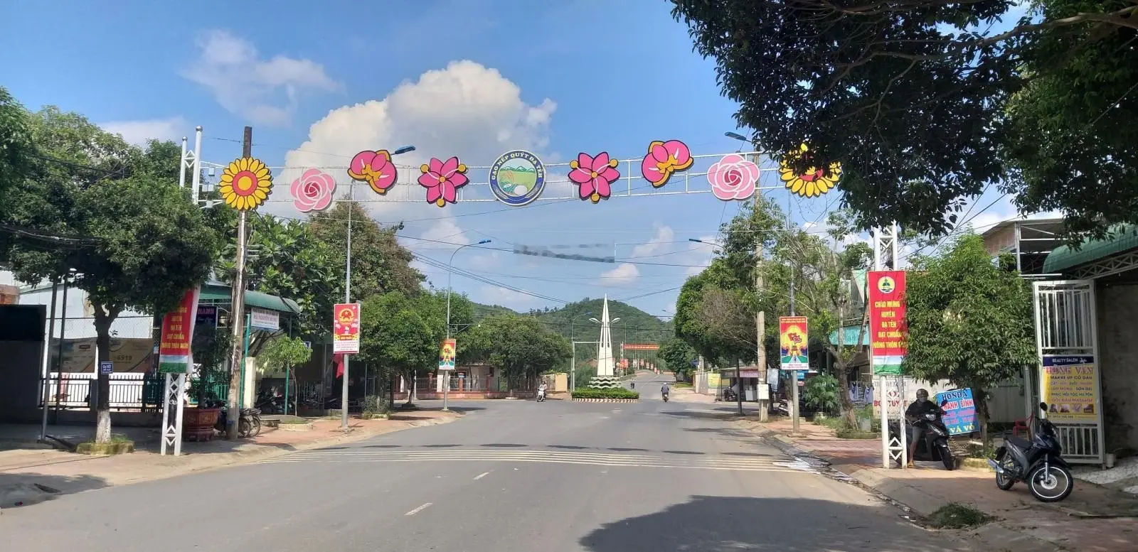 Bán 2 héc ta đất MT đường thị trấn Đạ Tẻh, giá 39 tỷ
