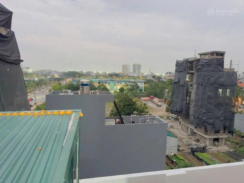 Bán nhà phân lô ô tô tránh phố trạm long biên 63mx6tầng mt 6m gara 2 ô tô kinh doanh giá 22tỷ