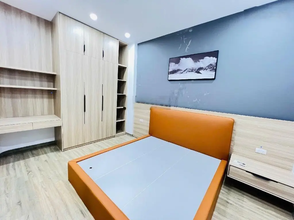 Bán gấp nhà 72m2 tại nguyễn văn cừ phường bồ đề, 15 tỷ, 4pn, 4wc, 7 tầng, mặt tiền 4.5m