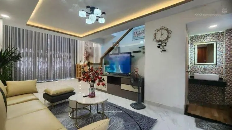 Bán nhà riêng tại Long An sát MT Đinh Đức Thiện, 120m2