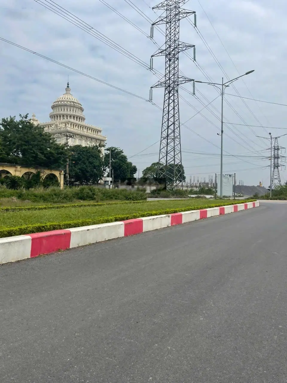 Bán đất mặt đường trịnh tú phường ninh khánh 0972 018 ***
