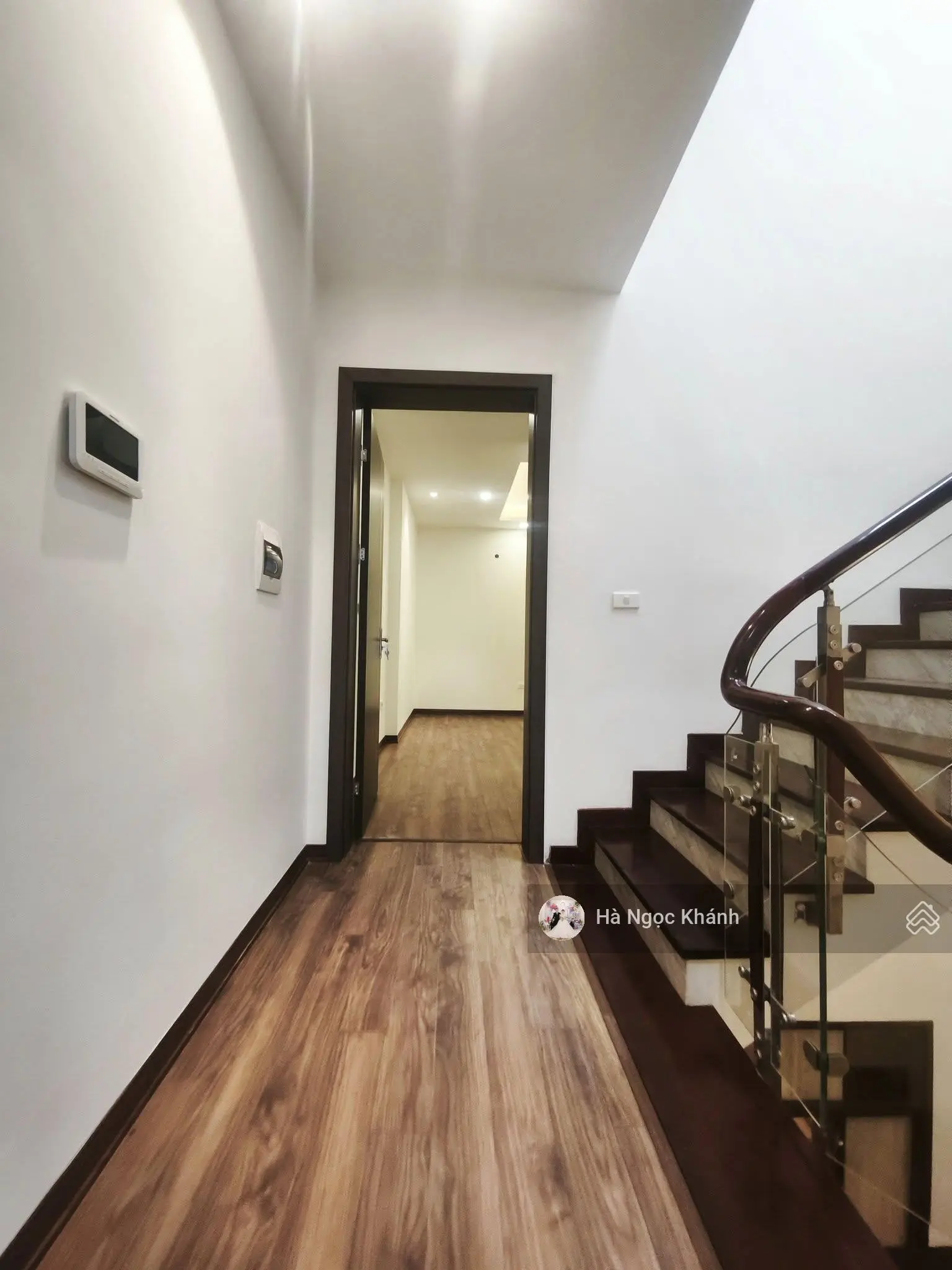 Nhà đẹp hiếm có 3 mặt thoáng phố thiên hiền - 63m2, mt khủng 6m - có sân - ở sướng!