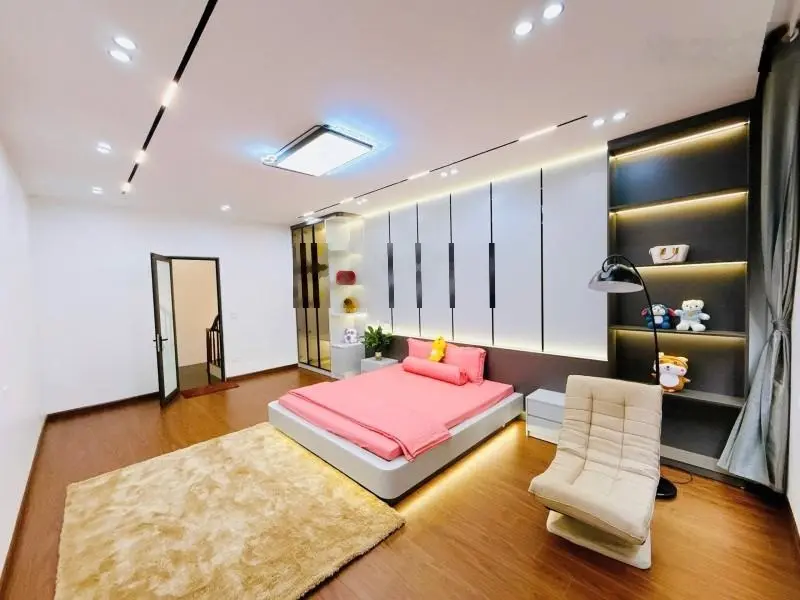 Bán nhà mặt phố tại phố khương thượng, 8,9 tỷ vnd, 57m2, 5pn, 5wc