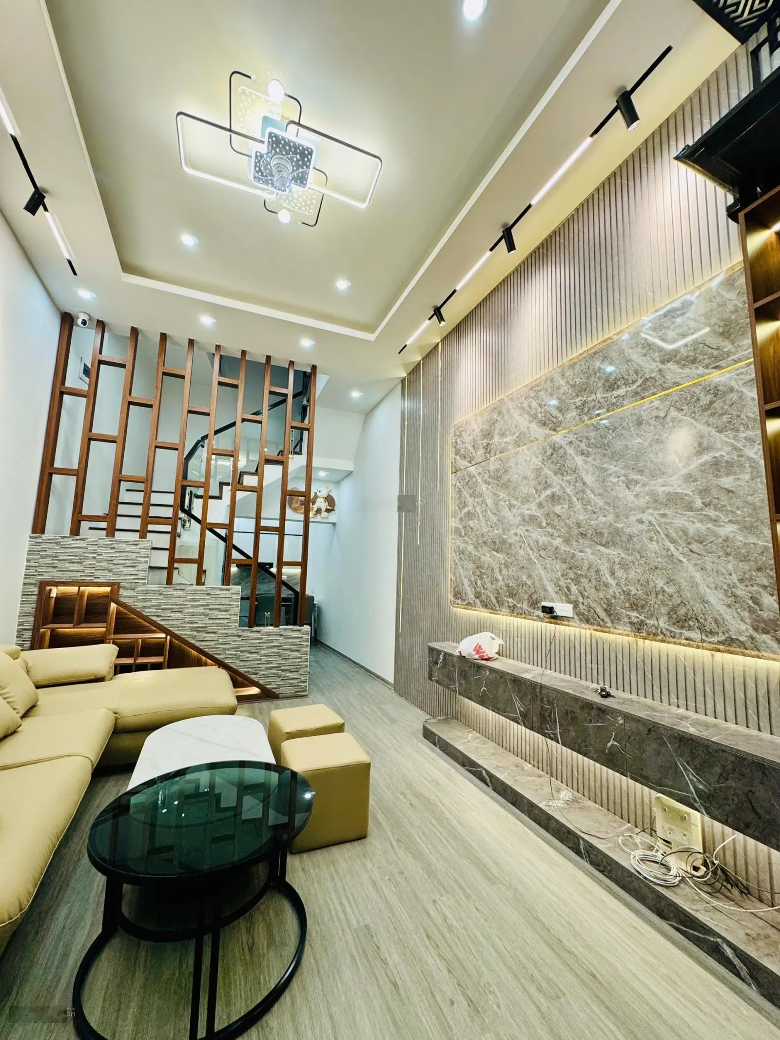 Gấp! Nhà đẹp Phú Thượng - Tây Hồ 43m2, 3 tầng, 3PN giá chỉ 7.x tỷ thương lượng - Siêu hiếm
