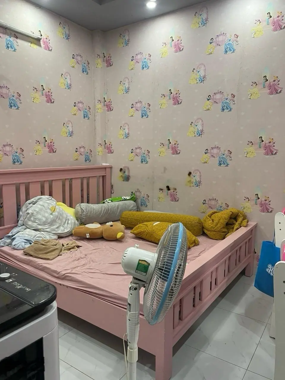Bán nhà đẹp cách đường Dương Đình Hội chỉ 50m