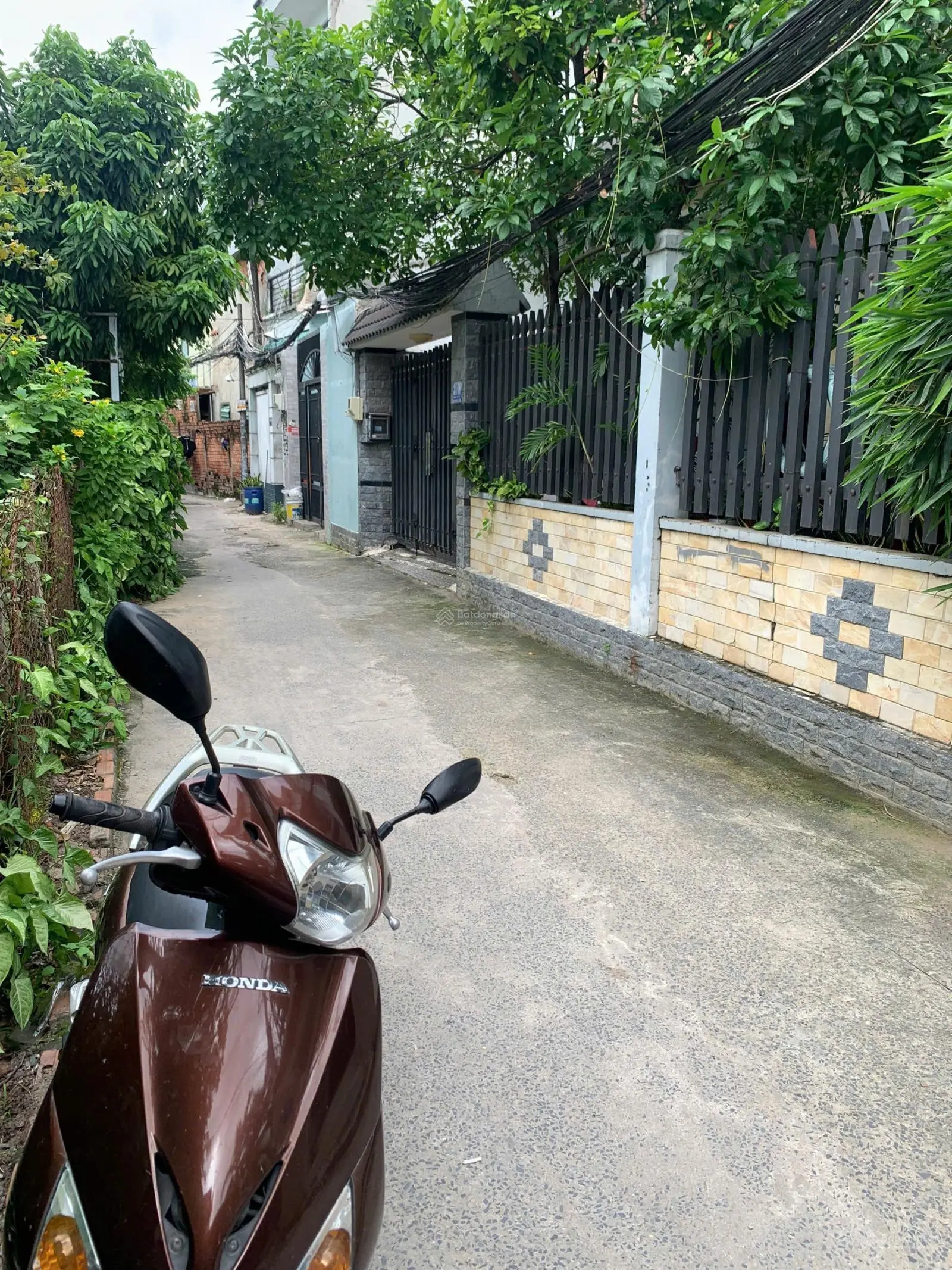 cần bán căn nhà tại đường 8 Tăng Nhơn Phú A, Thành Phố Thủ Đức , giá 2.195 tỷ