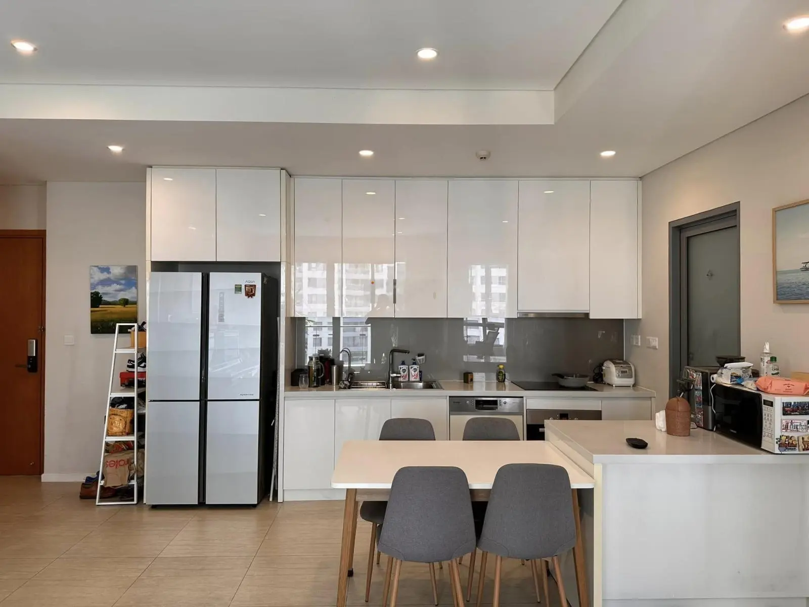Bán căn hộ 2 phòng ngủ Đảo Kim Cương Quận 2, view hồ bơi, nội thất đẹp, giá tốt