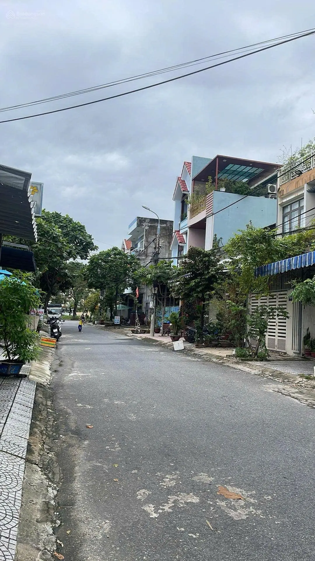 Bán đất tặng nhà cấp 4 tại đường đặng tất, khu phố chợ Hoà Khánh, Liên Chỉ, Tp Đà Nẵng. Giá: 2tỷ790