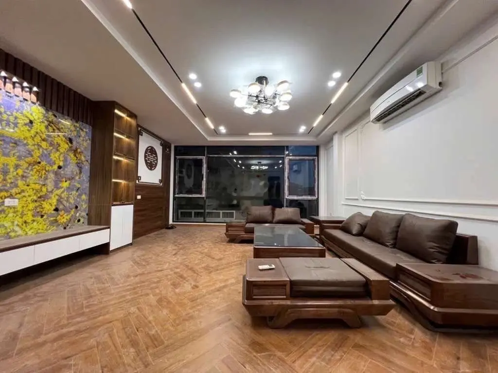 Bán nhà ngọc lâm 43mx6 tầng ngõ thông oto ngủ trong nhà nội thất xịn