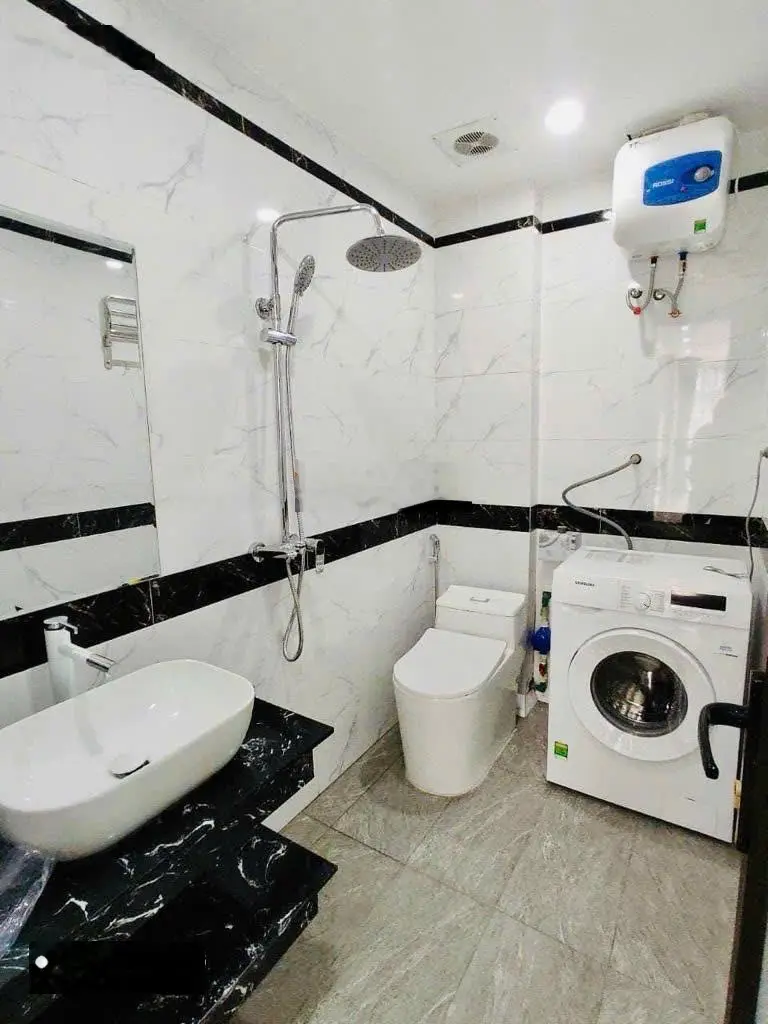 Bán nhà 7tầng thang máy, 12 căn hộ full nội thất, trung tâm Đống Đa, gần ngã tư sở, ô tô tránh