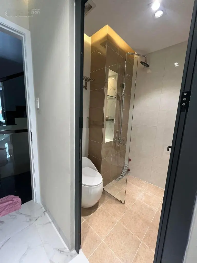 Hẻm xe hơi thông các trục đường lớn - 5 tầng btct giá chỉ 11,x tỷ
