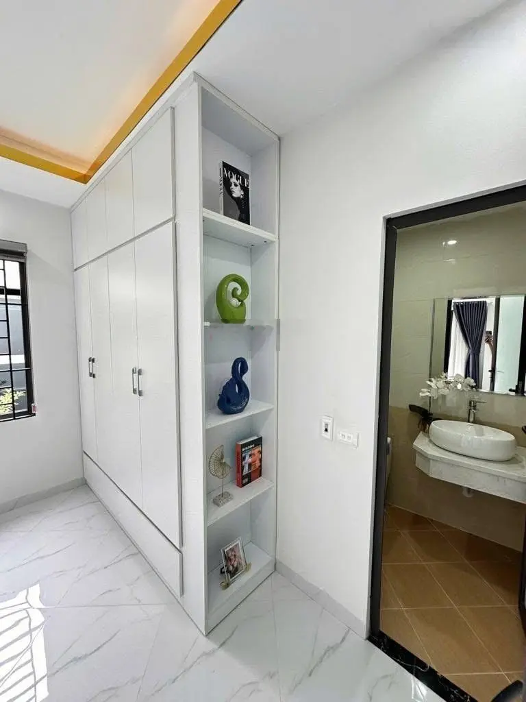Bán nhà bùi xương trạch lô góc 3 thoáng - mặt ngõ thông nội thất đẹp mới cứng kinh doanh cực tốt !!