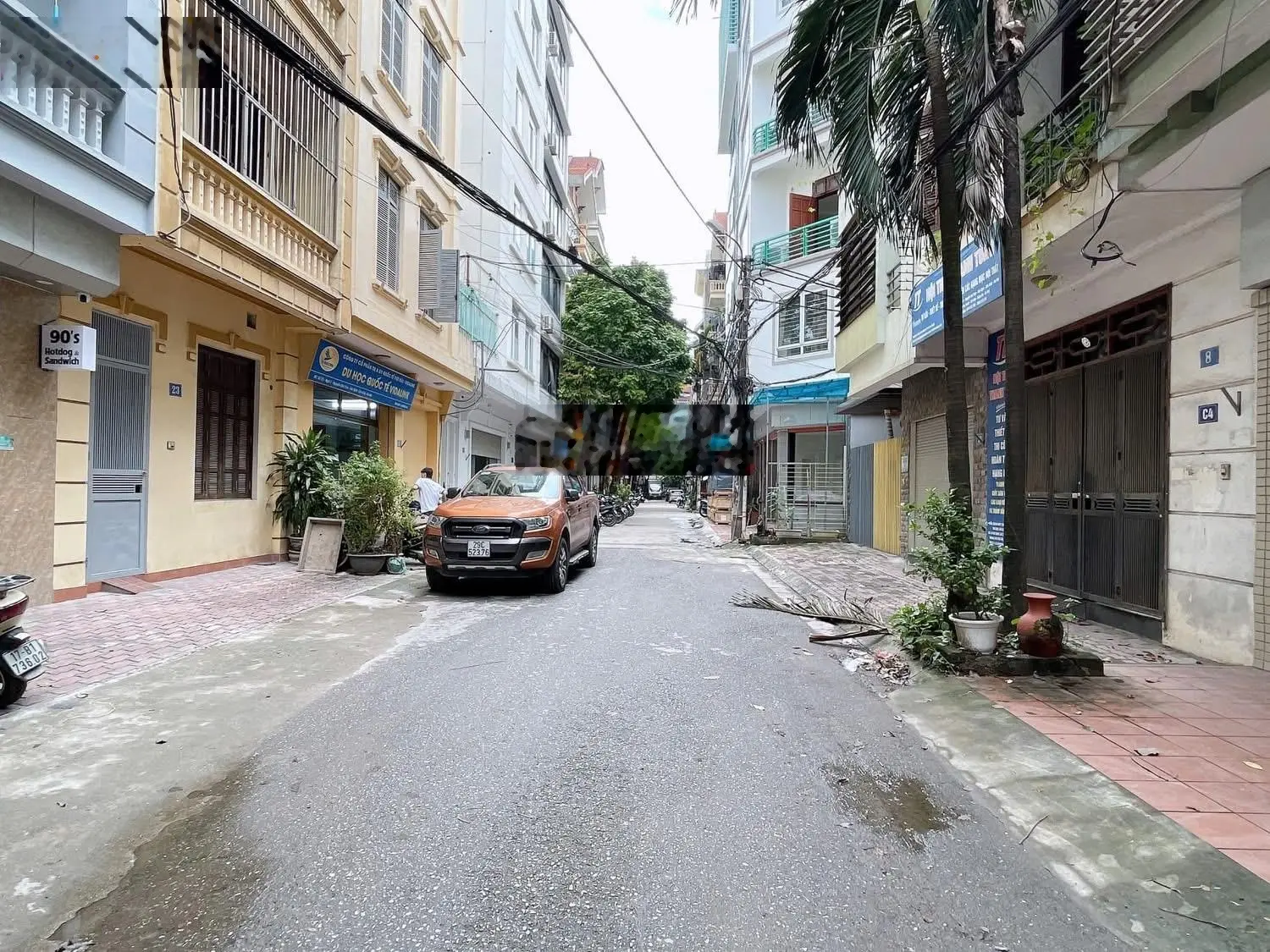 Giảm sốc 1 tỷ - bán gấp nhà phân lô Cầu Giấy - 75m2 - 7 tầng thang máy- ô tô tránh- kinh doanh đỉnh