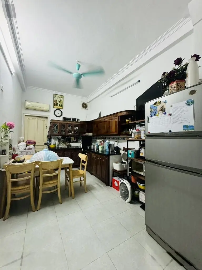 Nhà đẹp Bà Triệu gần ngã 5 Hà Trì ô tô 4 chỗ lùi cửa. Giá rẻ nhất khu vực. Tiện ích bạt ngàn