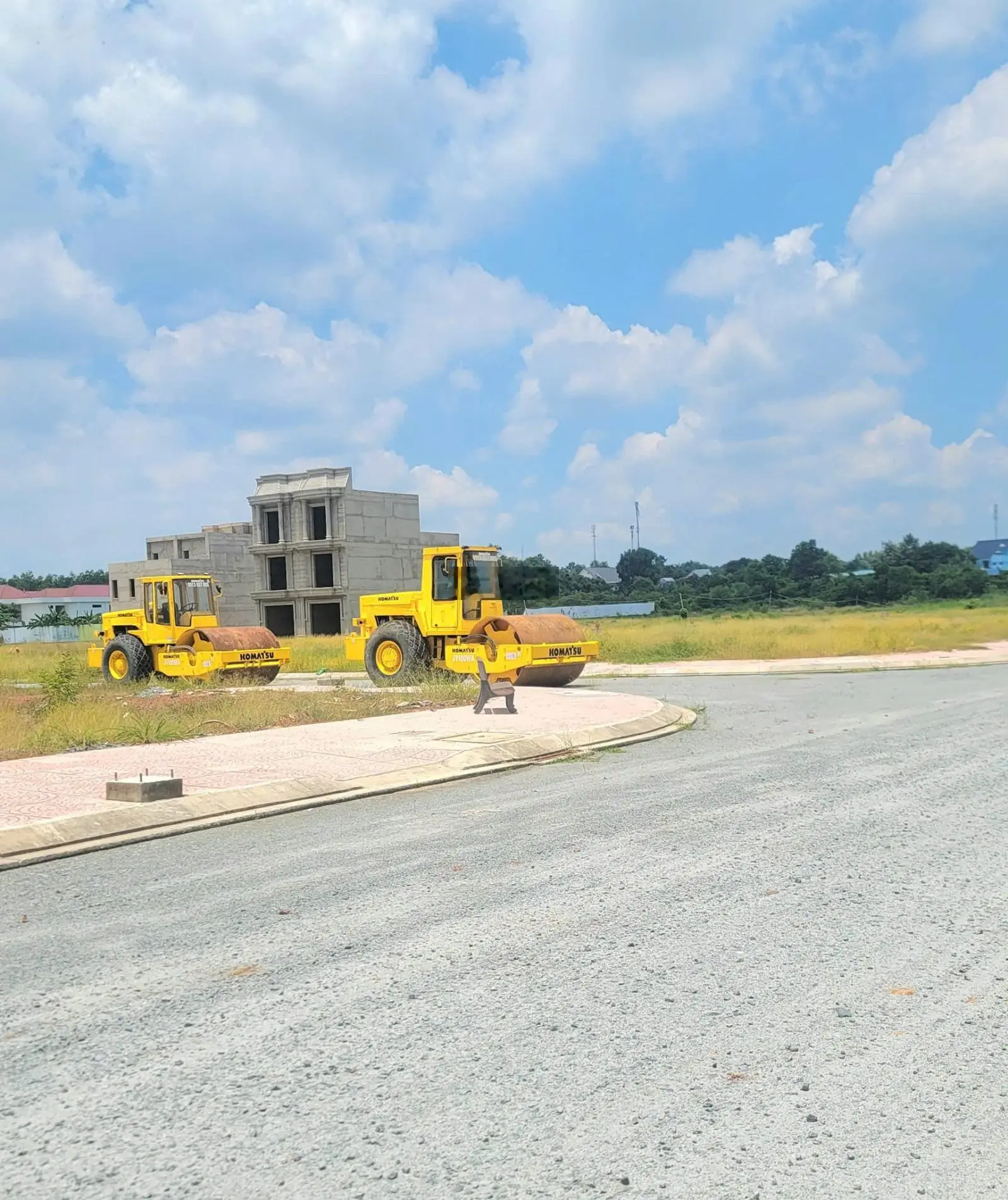 Đầu tư dự án nhà phố F0 1T 2L ngay phường Hòa Lợi Bến Cát 100m2, sổ hồng riêng sang tay