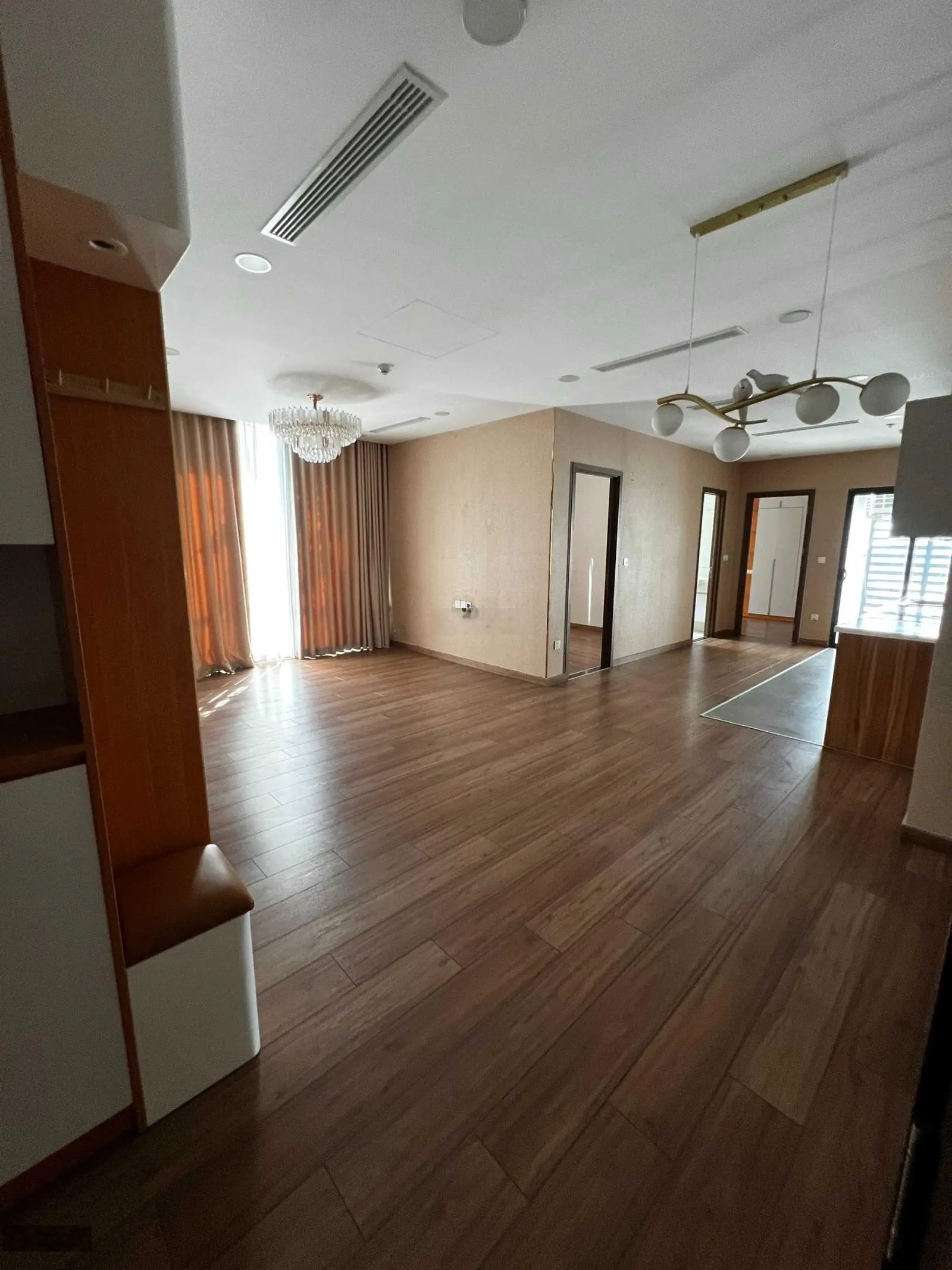 Bán căn hộ Ecogreen 3 phòng ngủ, giá 5.7 tỷ/căn