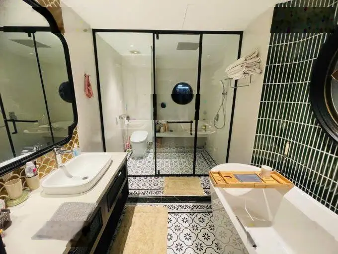Bán toà nhà căn hộ 10 tầng diện tích 101m2 mặt tiền 8m full nội thất cao cấp khu phố Tây Hồ,Hà Nội