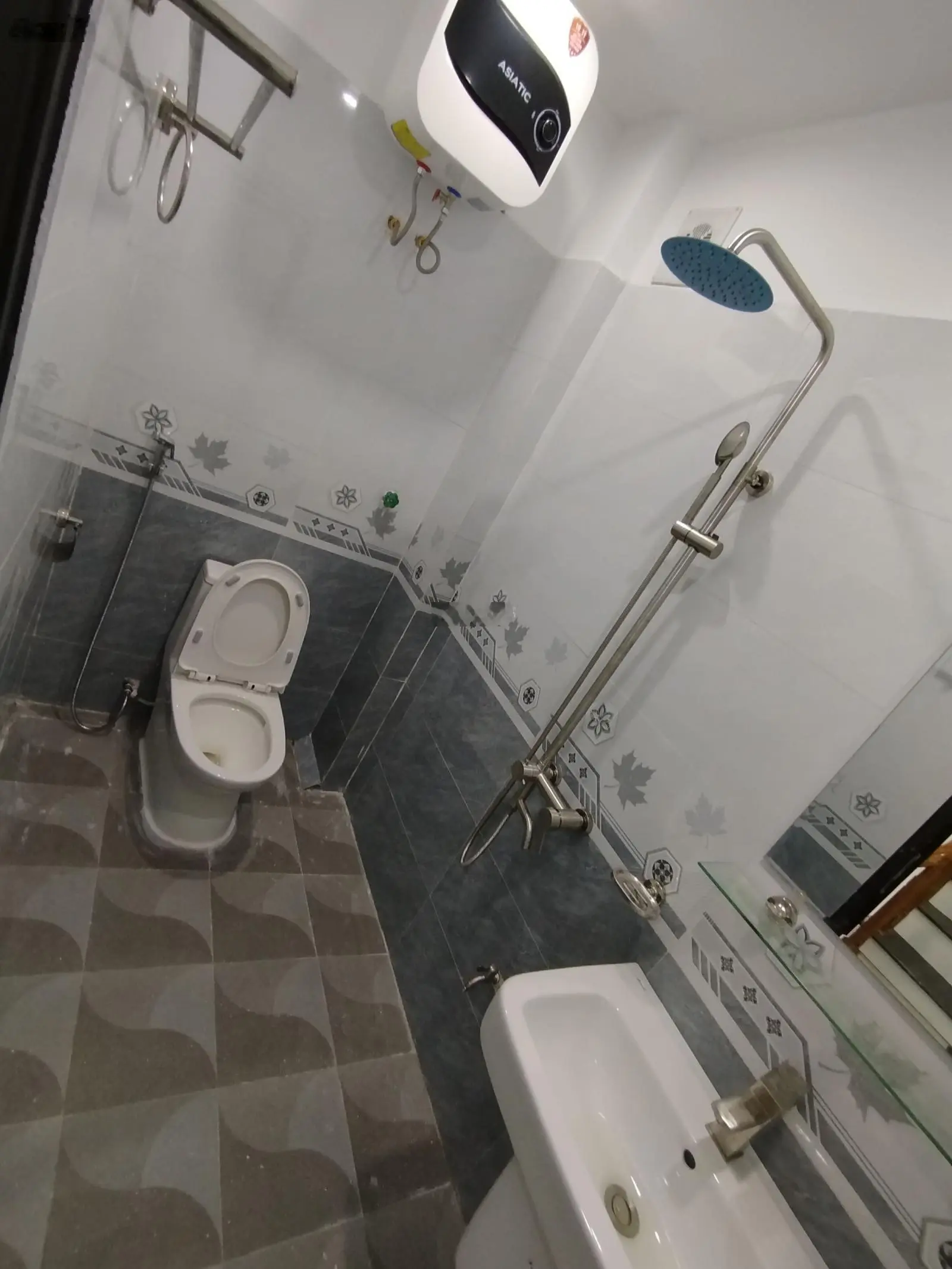Bán nhà riêng tại Phú Lương, 4,35 tỷ, 32 m2, 3PN, 3WC, 5 tầng, ngõ 2.3m, Hà Đông, Hà Nội