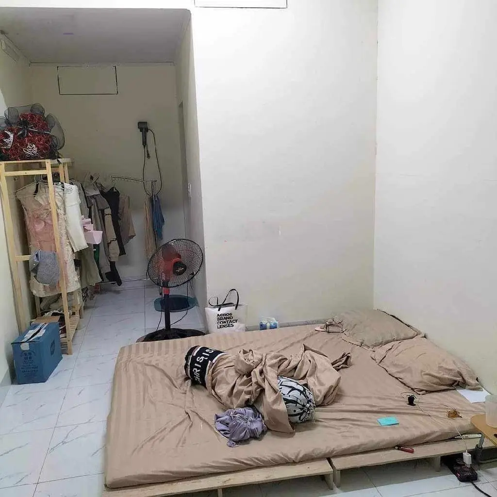 Bán nhà Ngọc Lâm, ngõ kinh doanh 4 tầng, giá chỉ 4.98 tỷ