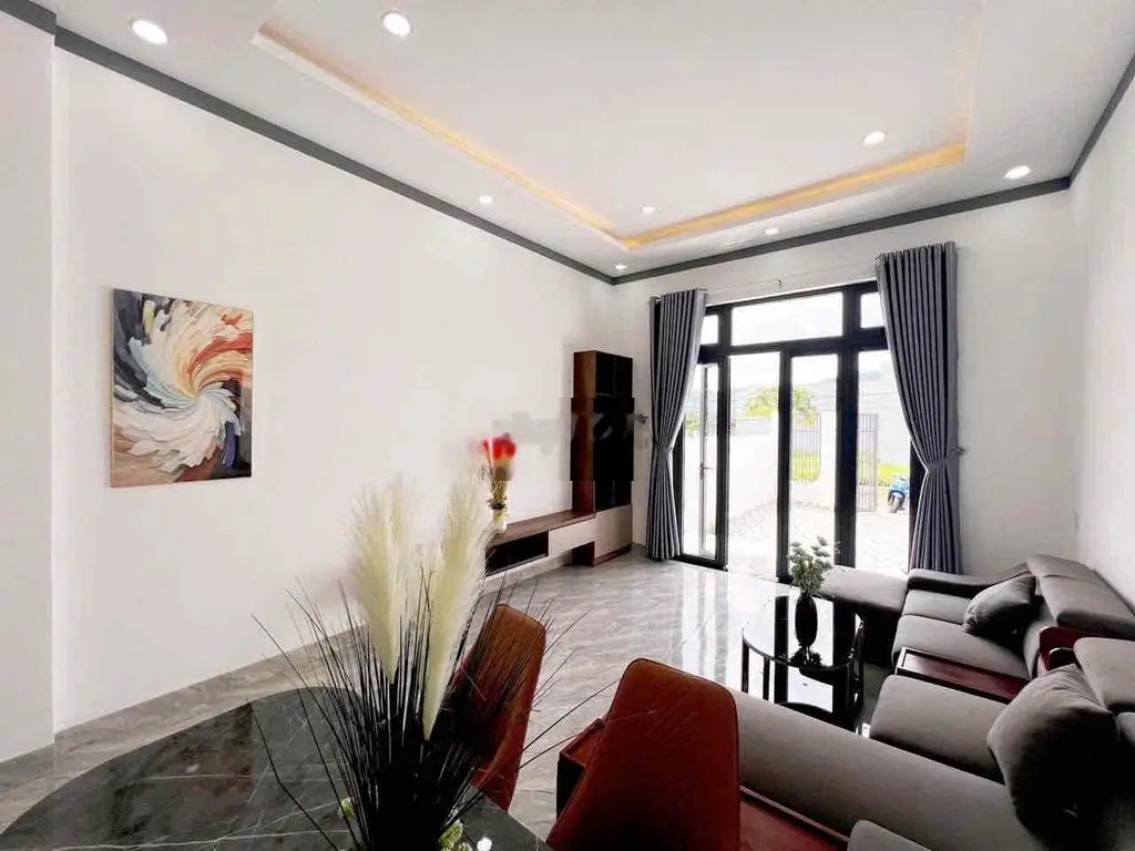 Nhà full nội thất-mặt đường nhựa-5x30-3pn-1tỷ480